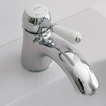 900 miscelatore Lavabo Zazzeri maniglia Leva Bianca.jpg